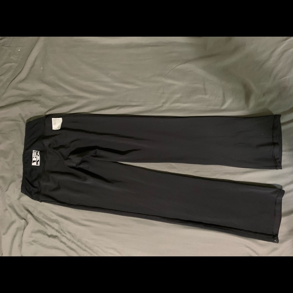 Leggings- spandex and athletic